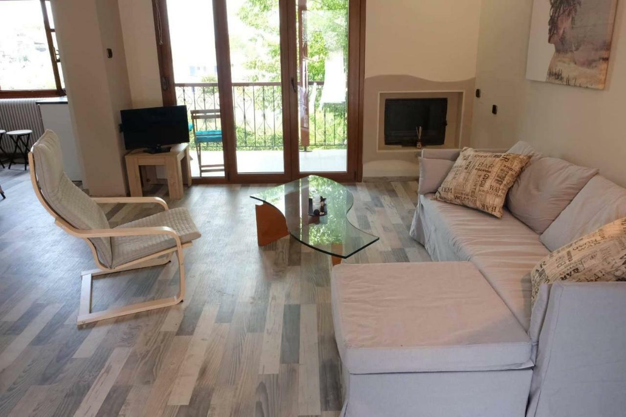 Villa Sofia Marathos  Exteriör bild