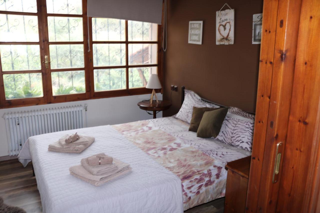 Villa Sofia Marathos  Exteriör bild