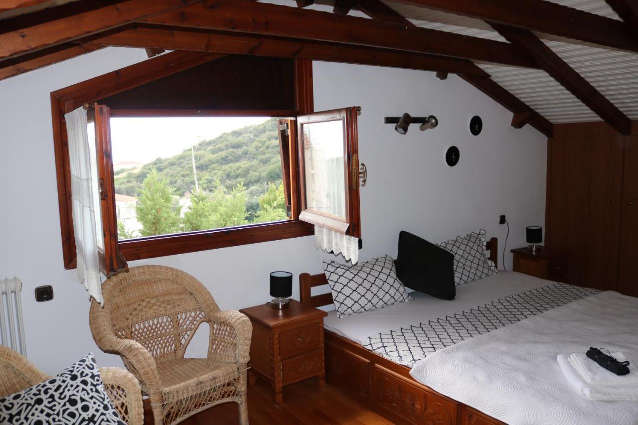 Villa Sofia Marathos  Exteriör bild